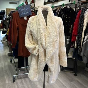 Jack by BB Dakota Cream Faux Fur Coat